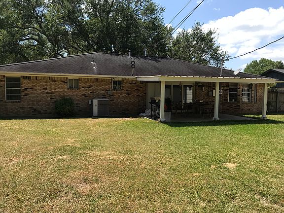 2nd image of 2902 Myatt Ln