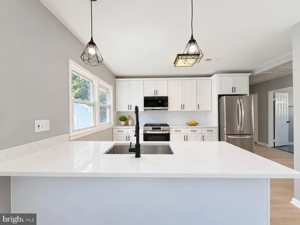 3418 39th Ave, Brentwood, MD 20722
