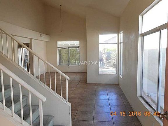 4th image of 1933 Curio Dr
