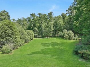 2 Ohio Ave, Spring Valley, NY 10977