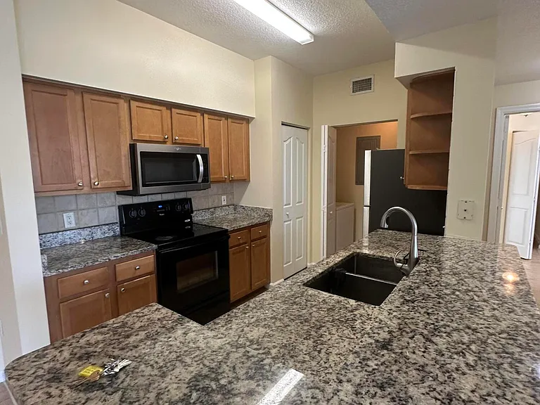 9833 Baywinds Dr #7202 — Photo 12