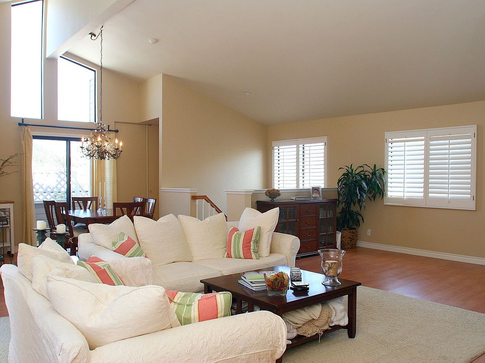 1st image of 1134 Cypress Ave #3