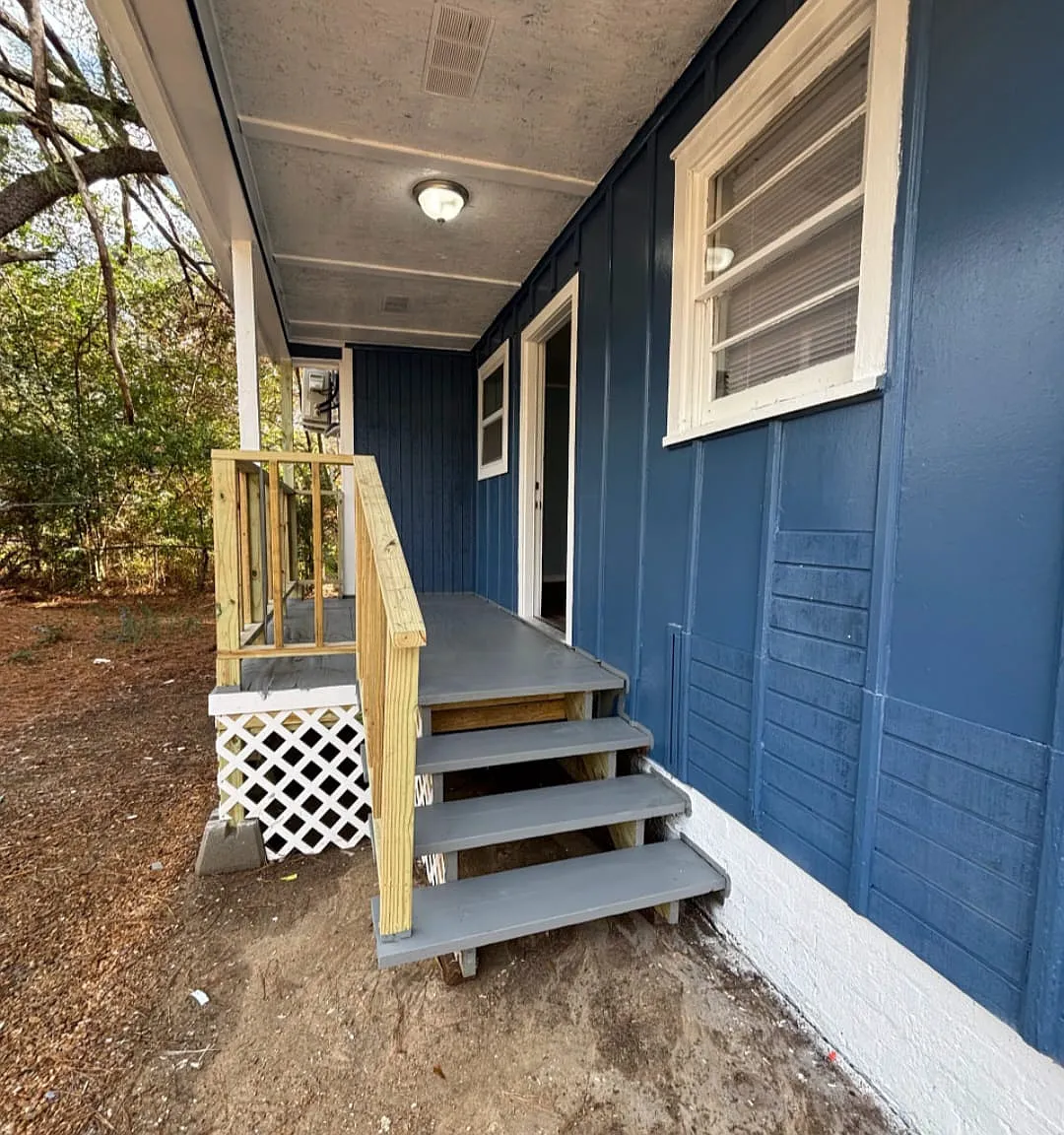 907 Winn Street - Winn Street 907 — Photo 1