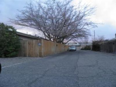 1033 Alvarado Dr SE, Albuquerque, NM, 87108