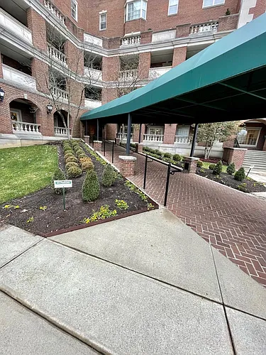 111 Woodland Ave #309 Photo 1