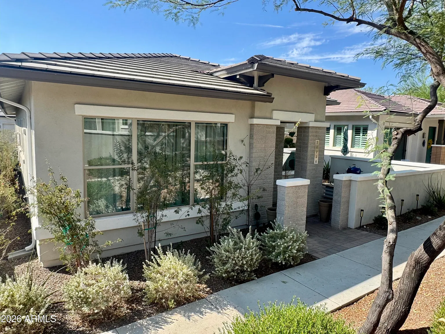 2 bed, 2.0 bath, 1882 sqft, $2,750 — Photo 2