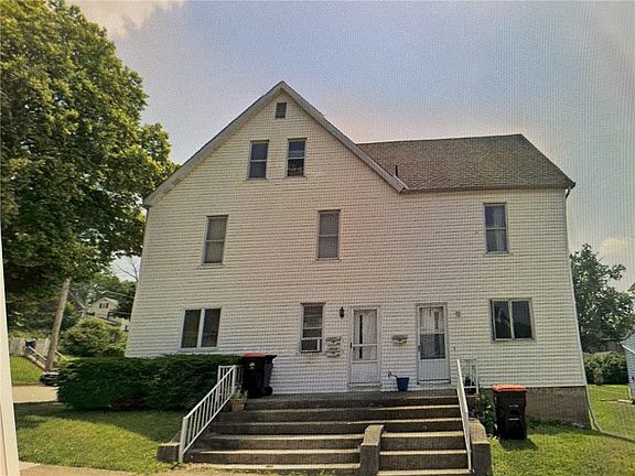 3rd image of 625 Spring St