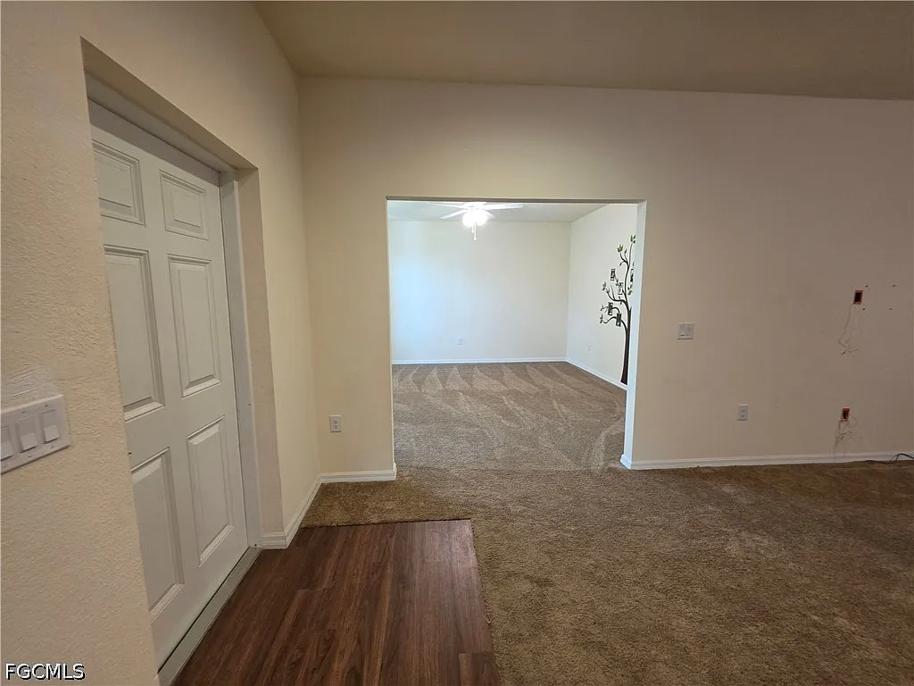 4 bed, 2.0 bath, 2026 sqft, $2,500 — Photo 3