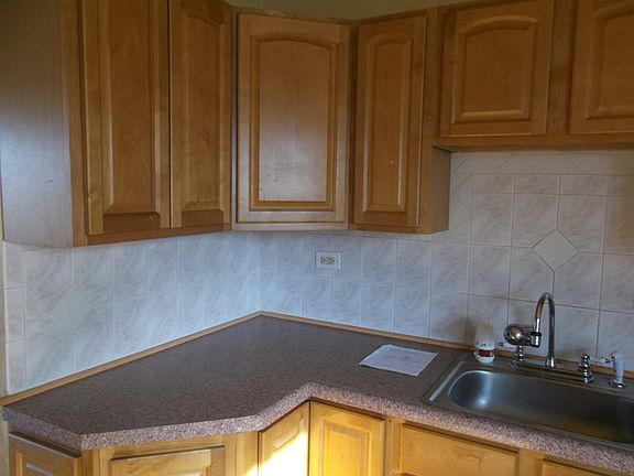 5th image of 1514 N Park Dr