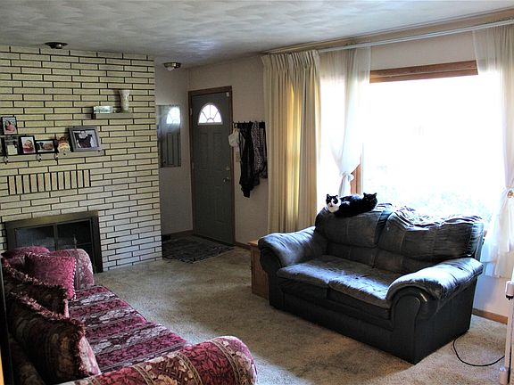 4th image of 1770 N Donna Dr