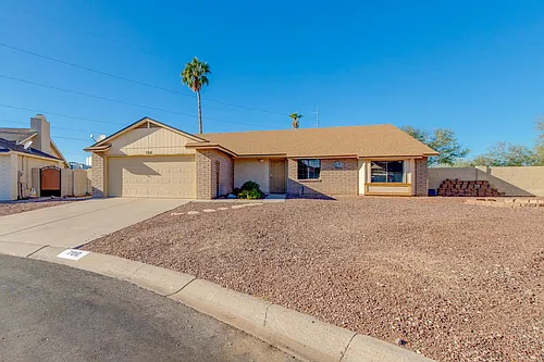 708 E Aire Libre Ave Photo 1 708 E Aire Libre Ave Photo 1
