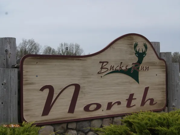 10 Whitetail Dr, Mt Pleasant, MI 48858