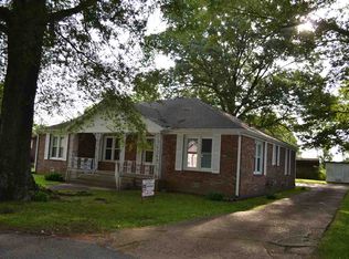 2132 Hunter Hts, Milan, TN 38358