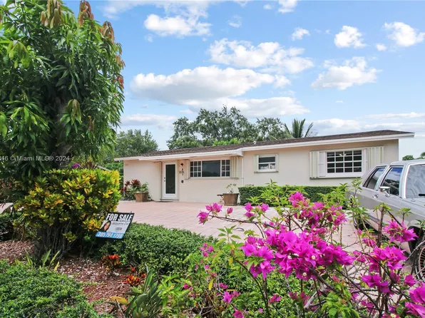 15745 SW 303rd Ter, Homestead, FL 33033