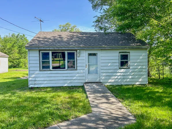 1428 Norfolk Ave, Crete, IL 60417