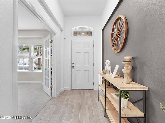 4th image of 518 MONTSERRAT Drive