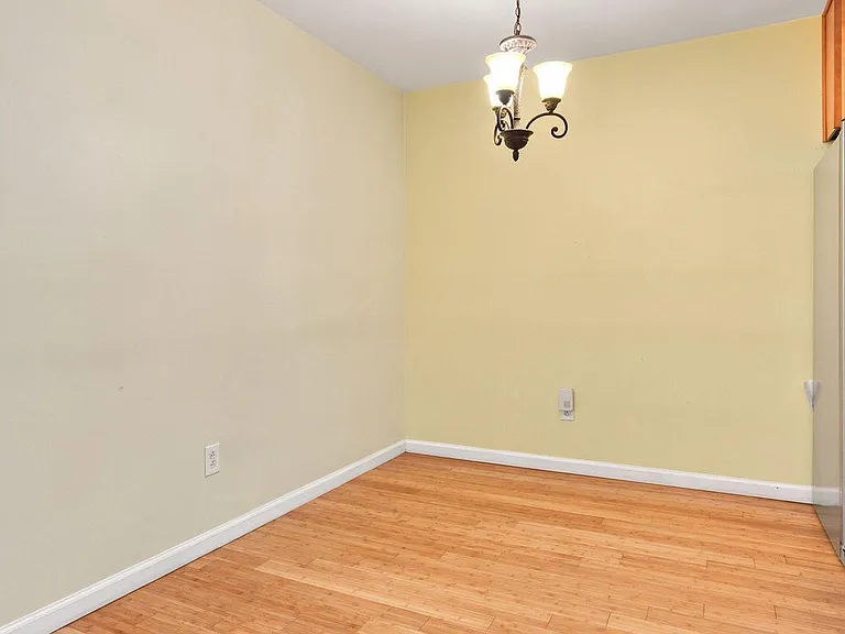 9310 Niki Pl #201 — Photo 6