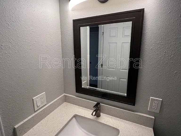 141 W Agua Caliente Rd #D — Photo 19