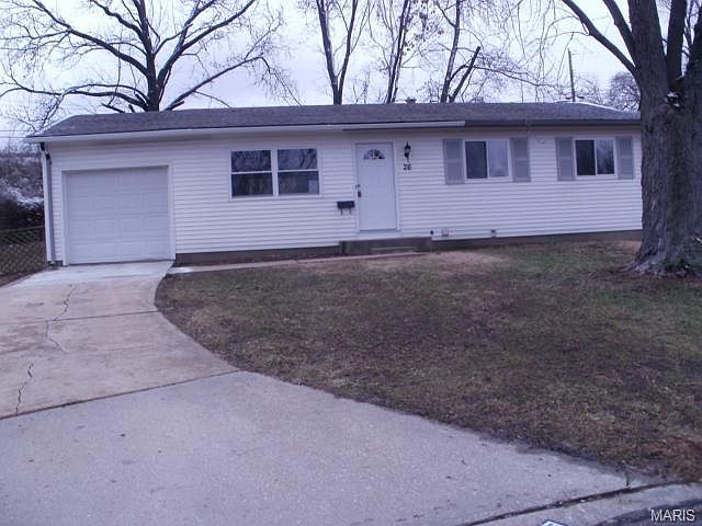 1st image of 26 Ville Teresa Ln