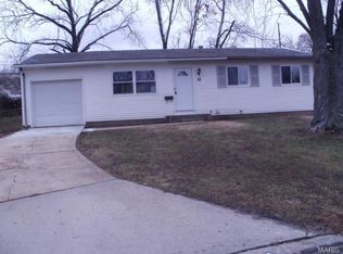 26 Ville Teresa Ln, Hazelwood, MO