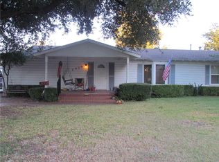 2910 Saturn Rd, Garland, TX 75041