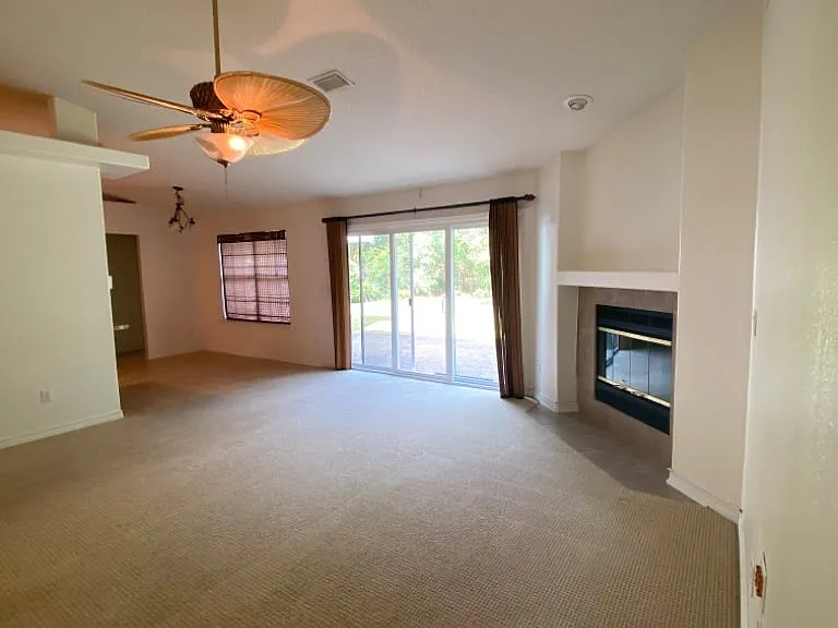 1922 Everglades Dr — Photo 4