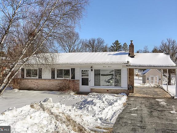 3rd image of 1111 Fairmont Dr