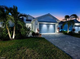 9083 Saint Lucia Dr, Naples, FL 34114