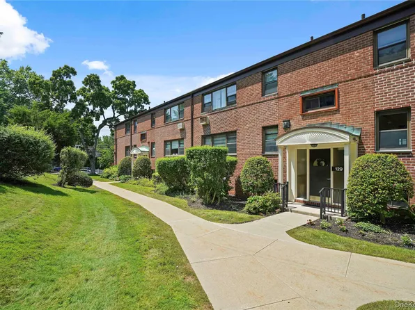 129 Beacon Hill Drive #F15, Dobbs Ferry, NY 10522
