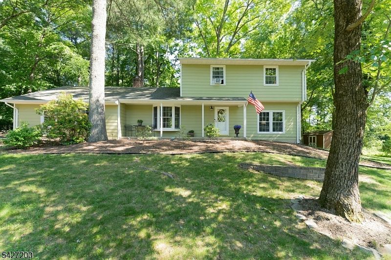 1st image of 23 Country Hill Rd