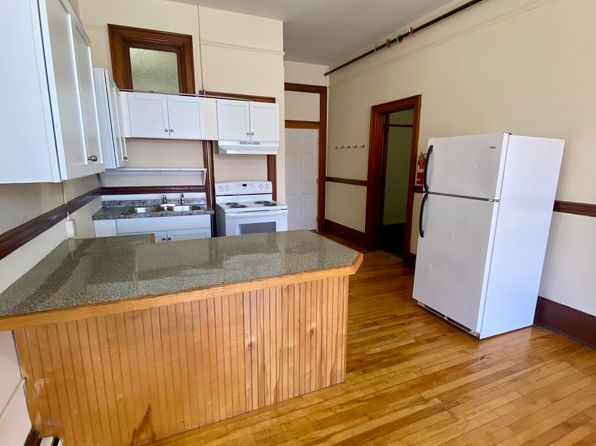 366 Main St #4, Enosburg Falls, VT 05450