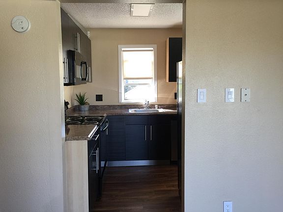 2nd image of 340 Liberty St #16