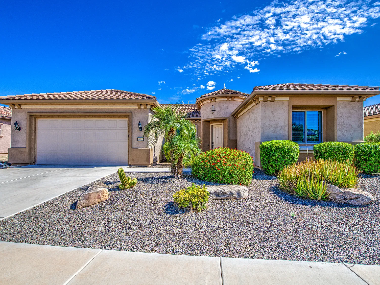 3 bed, 2321 sqft, $3,250 — Photo 3