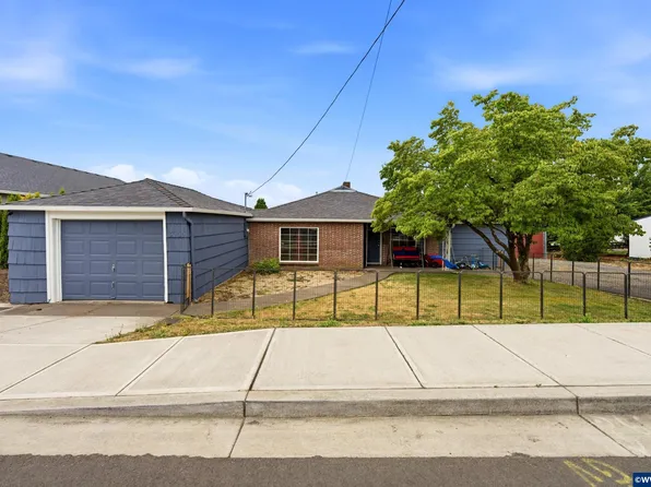 3055 Hollywood Dr NE, Salem, OR 97305