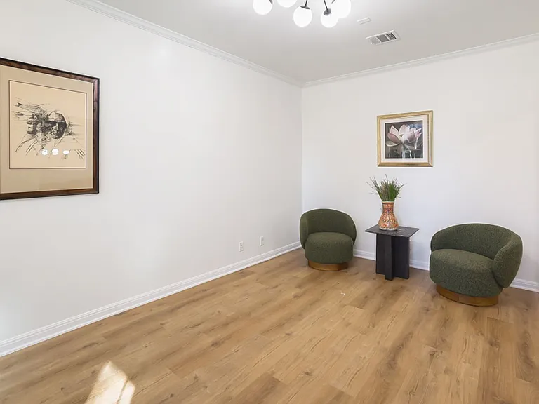 2911 Dason Ledge — Photo 5