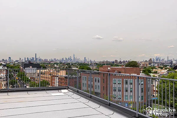 Rented by Brooklyn Group | media 7