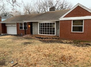 7150 Roland Blvd, Saint Louis, MO 63121