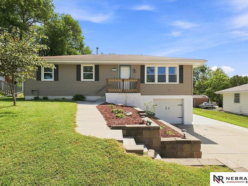 1st image of 8607 Fowler Ave
