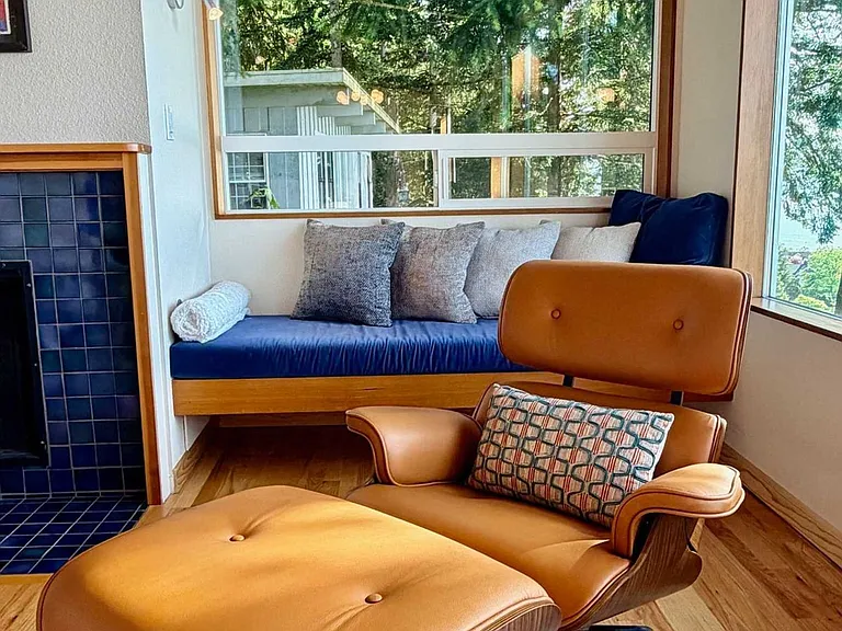 Reading Area