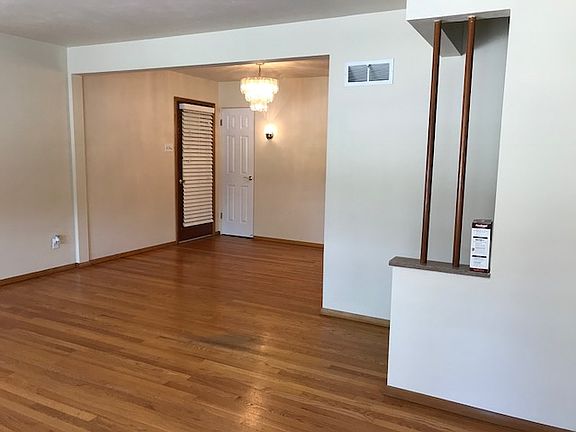 5th image of 4101 Fabian Dr