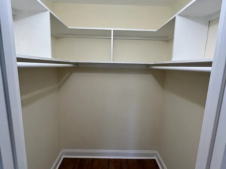 1121 University Blvd W #604 — Photo 32