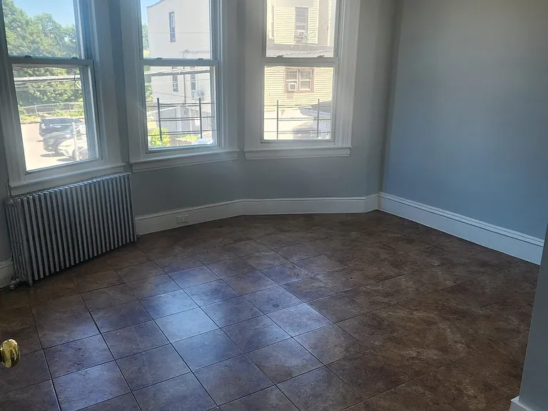 14 Garfield St #2 — Photo 1