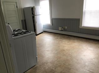 453 Prospect St APT 1, Methuen, MA 01844