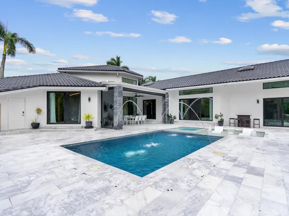 5867 NW 23rd Terrace, Boca Raton, FL 33496