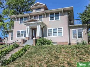 1302 N 32nd St, Omaha, NE 68131