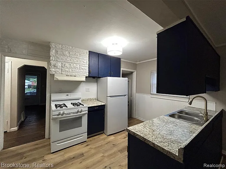 7243 Dacosta — Photo 15