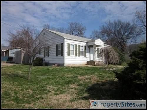 1st image of 2431 Brown Ave