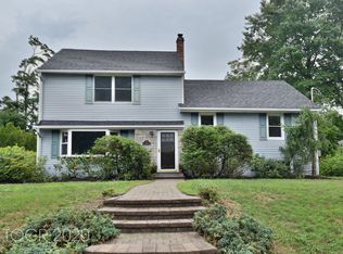 203 S Pleasant Ave, Ridgewood, NJ 07450