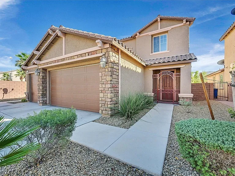7219 Lavender Rose Ave — Photo 2