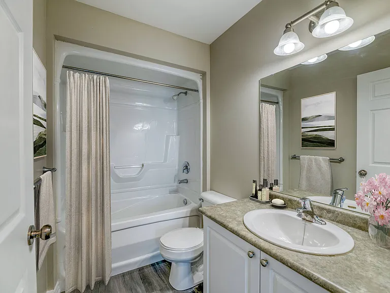 520 Talbot St #511 — Photo 21
